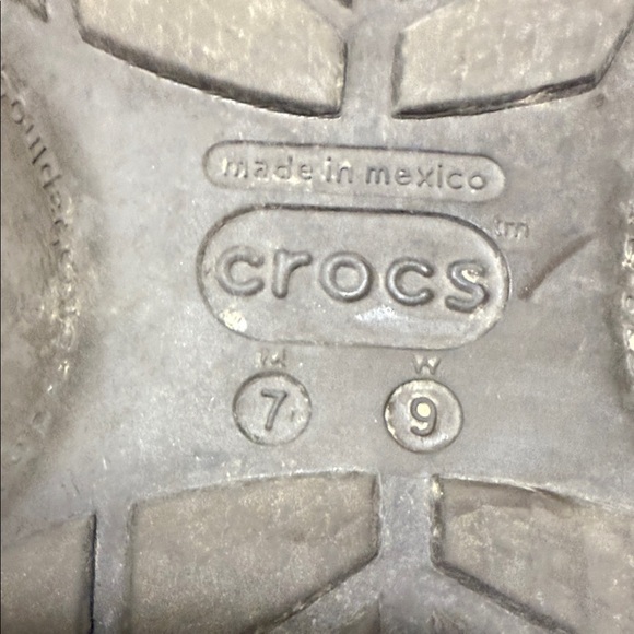 Men’s/Womens Unisex Brown Plaid CROCS - Picture 3 of 5